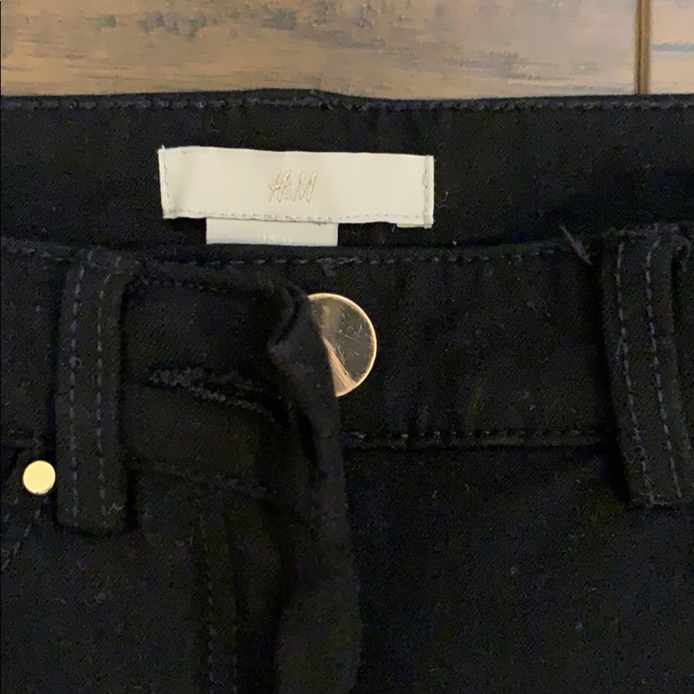 Black formal low/mid rise H&M stretchy pants - Picture 2 of 4